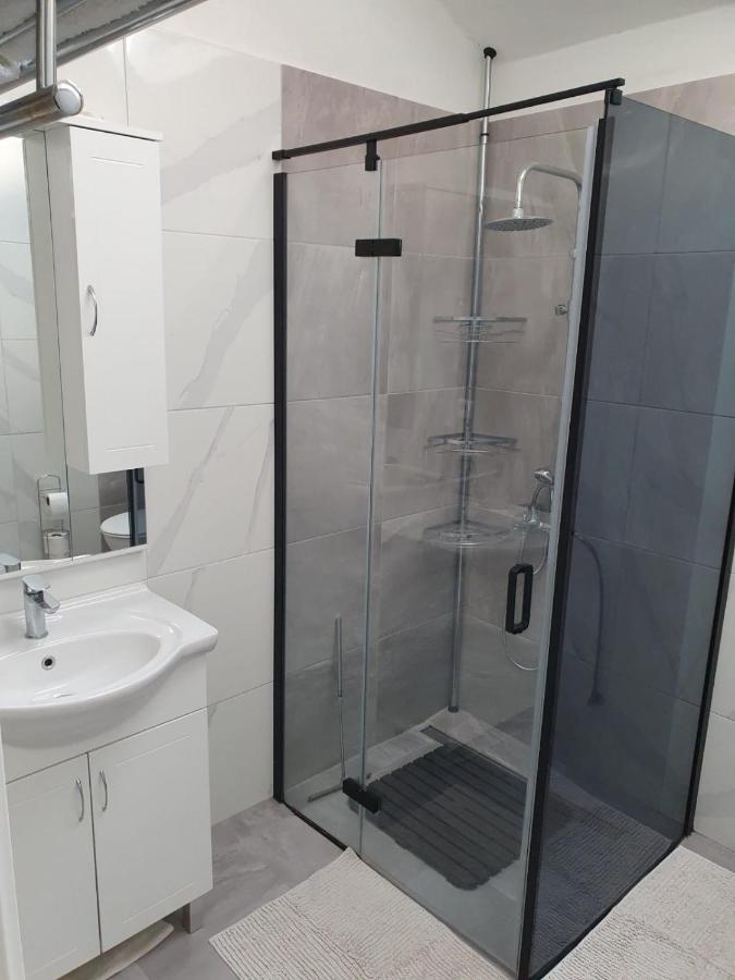יזרה Apartment Marija מראה חיצוני תמונה